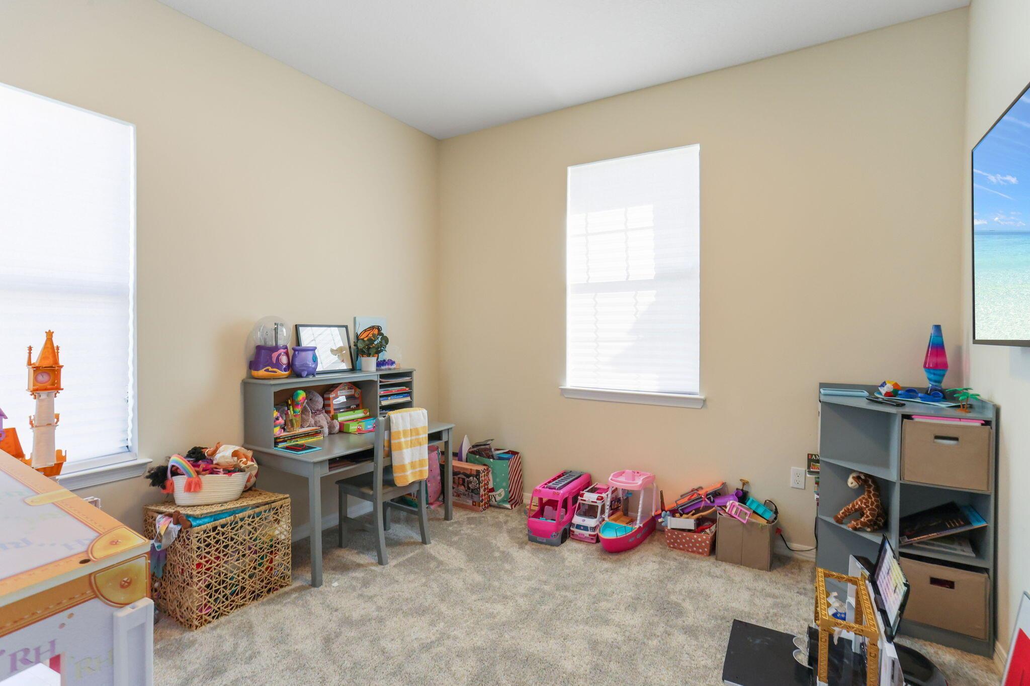 FIELDS AT GULFSTREAM POLO - Residential Lease