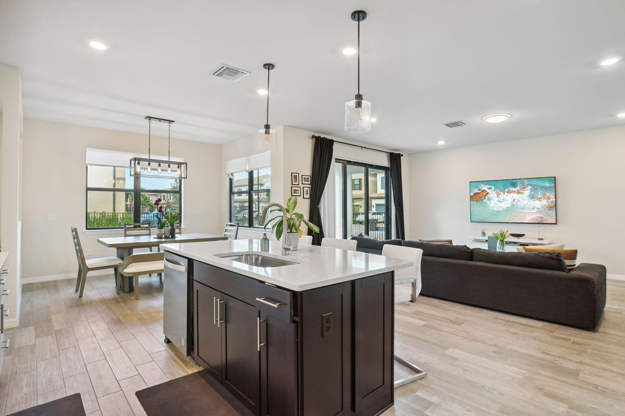 FIELDS AT GULFSTREAM POLO - Residential Lease