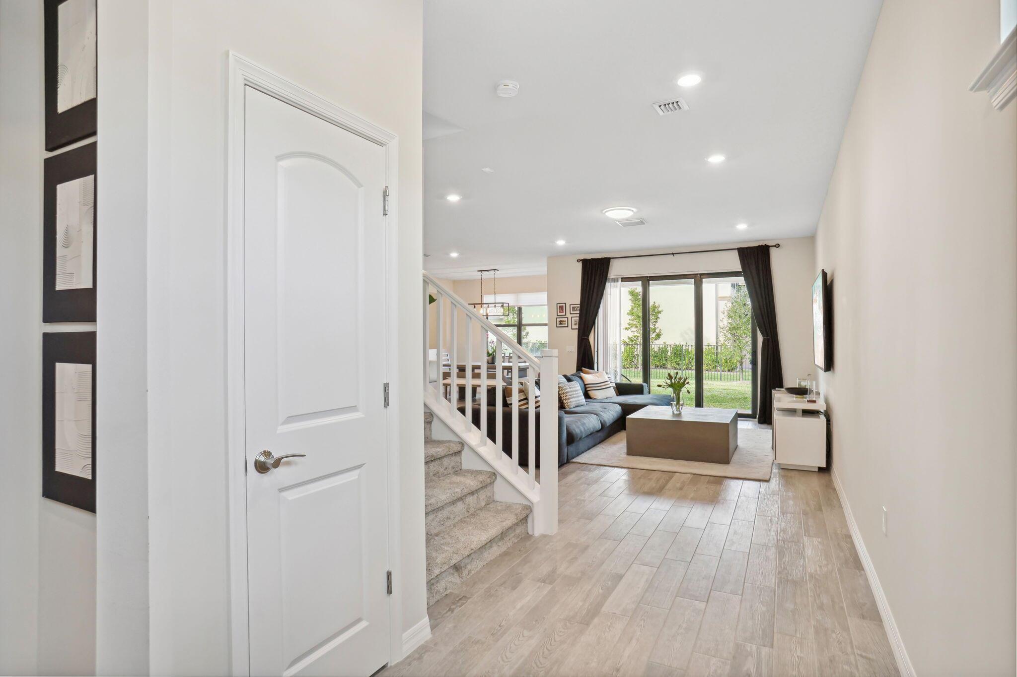 FIELDS AT GULFSTREAM POLO - Residential Lease