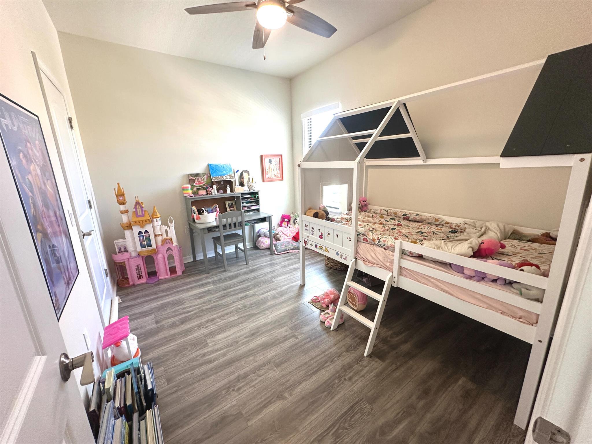 FIELDS AT GULFSTREAM POLO - Residential Lease