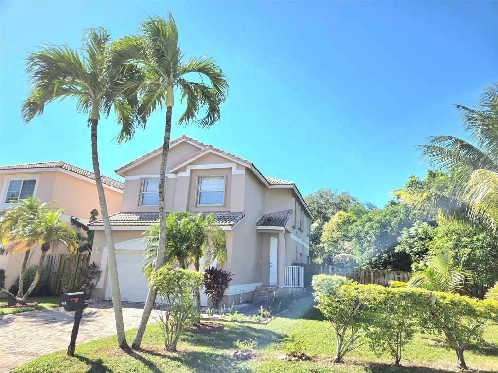 Oakwood 80-39 B - Residential Lease