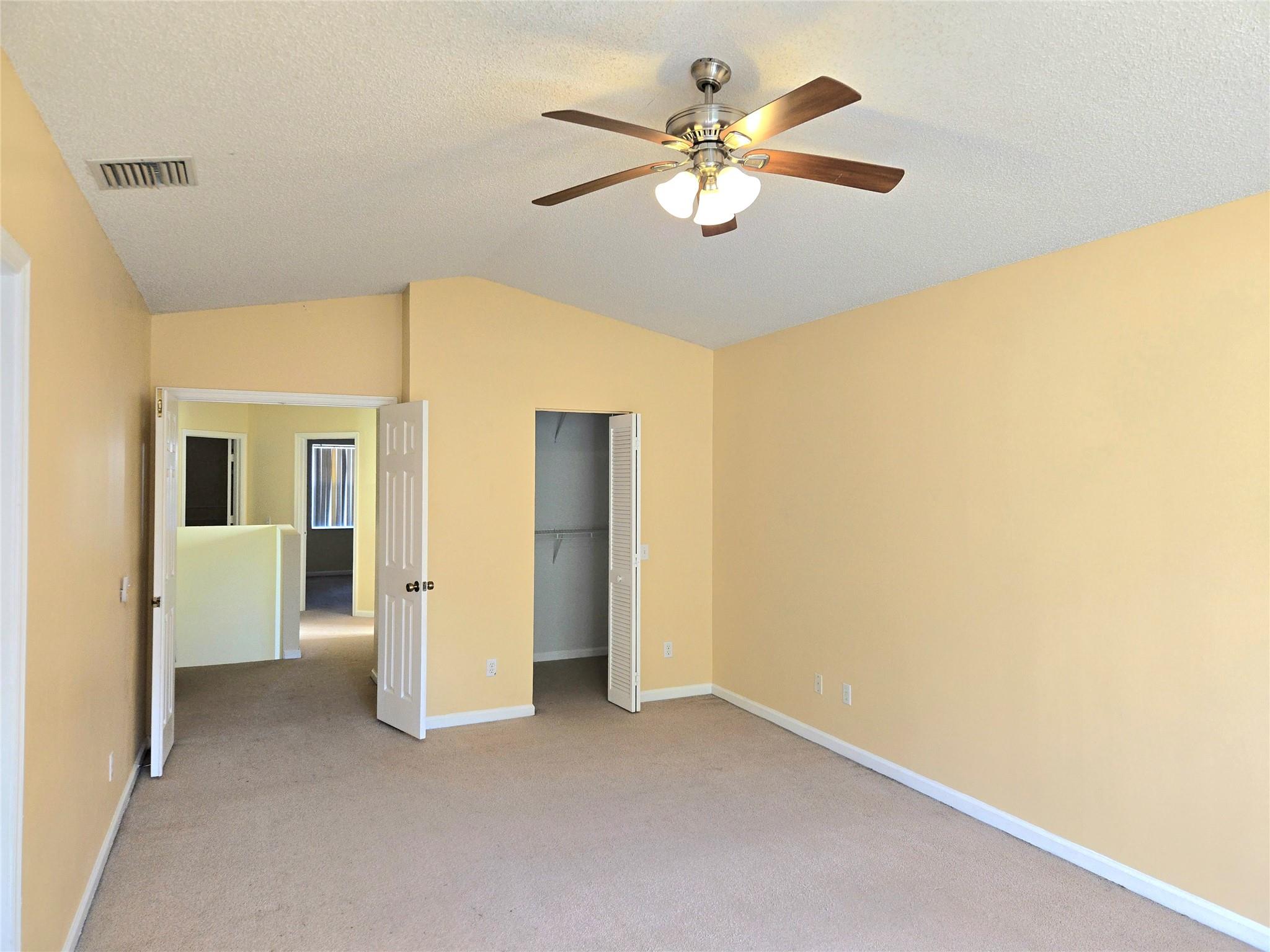 Oakwood 80-39 B - Residential Lease