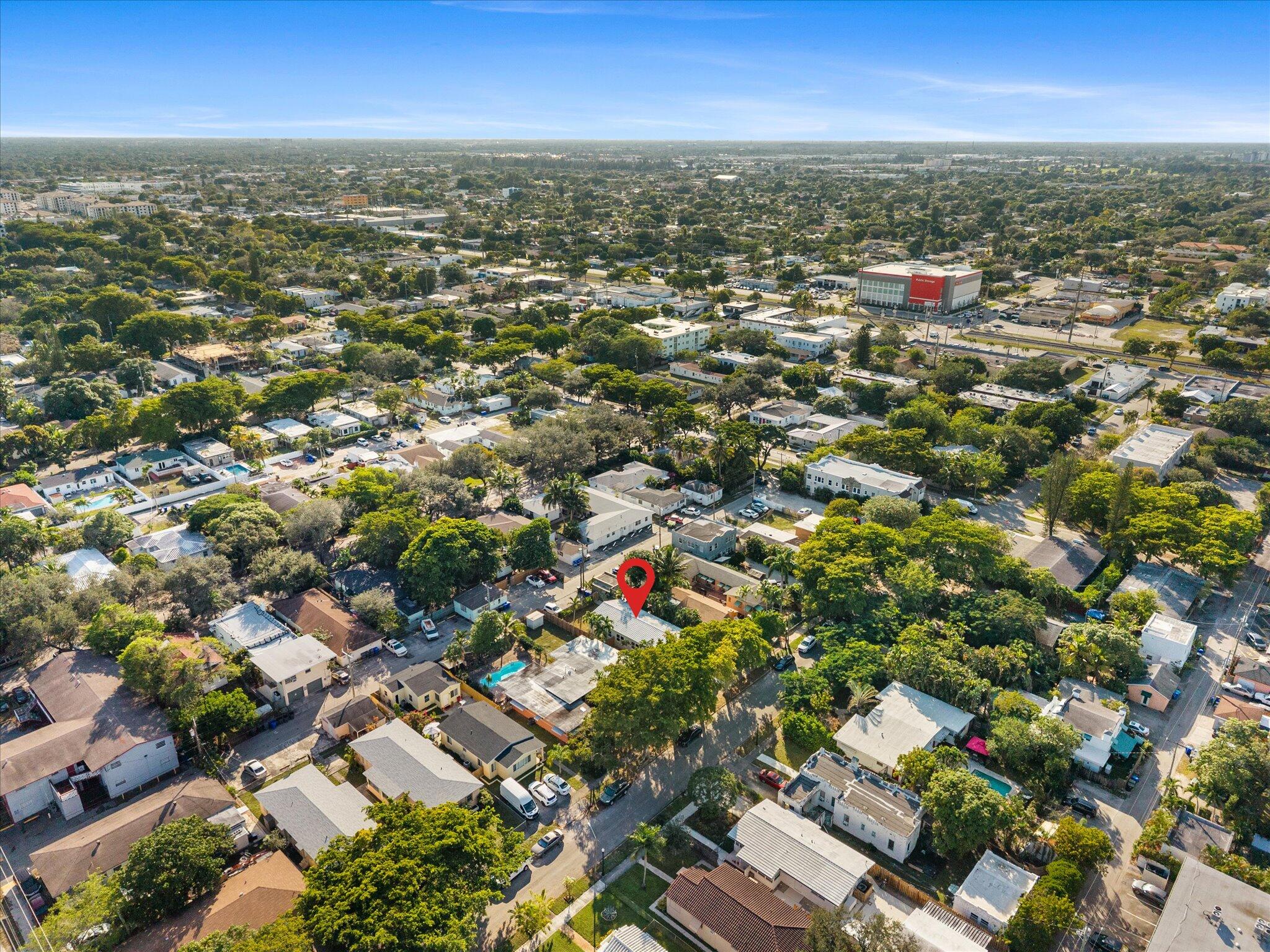 HOLLYWOOD - Residential Lease