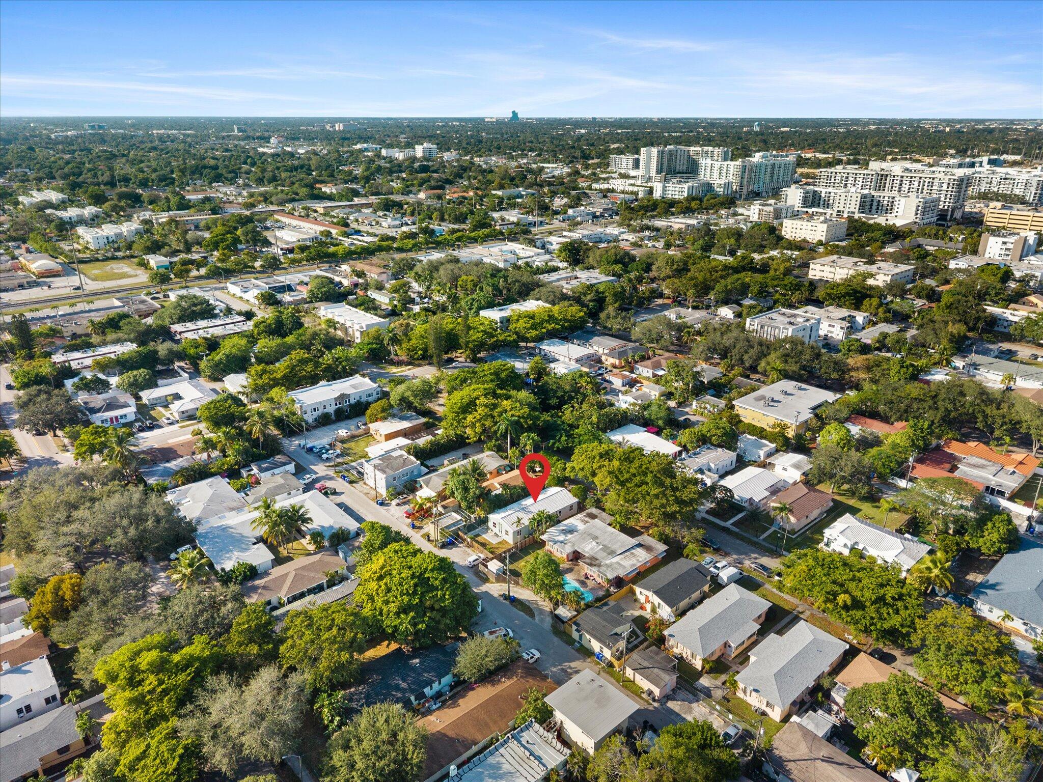 HOLLYWOOD - Residential Lease
