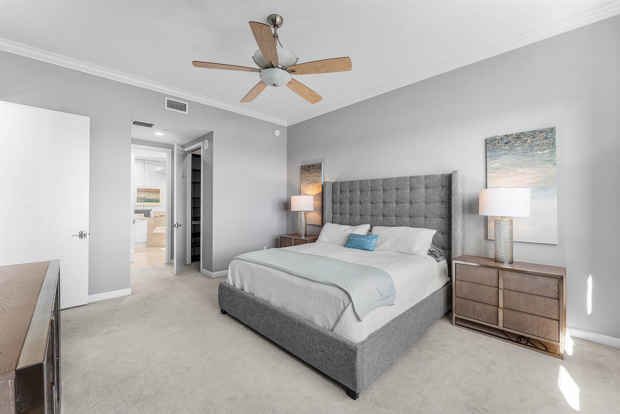 MARINA GRANDE RIVIERA BEA - Residential