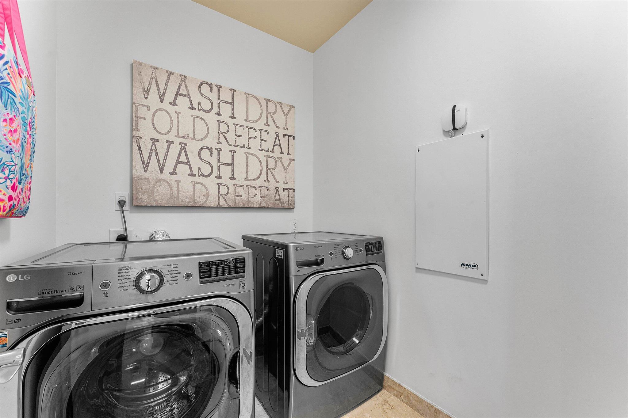 MARINA GRANDE RIVIERA BEA - Residential