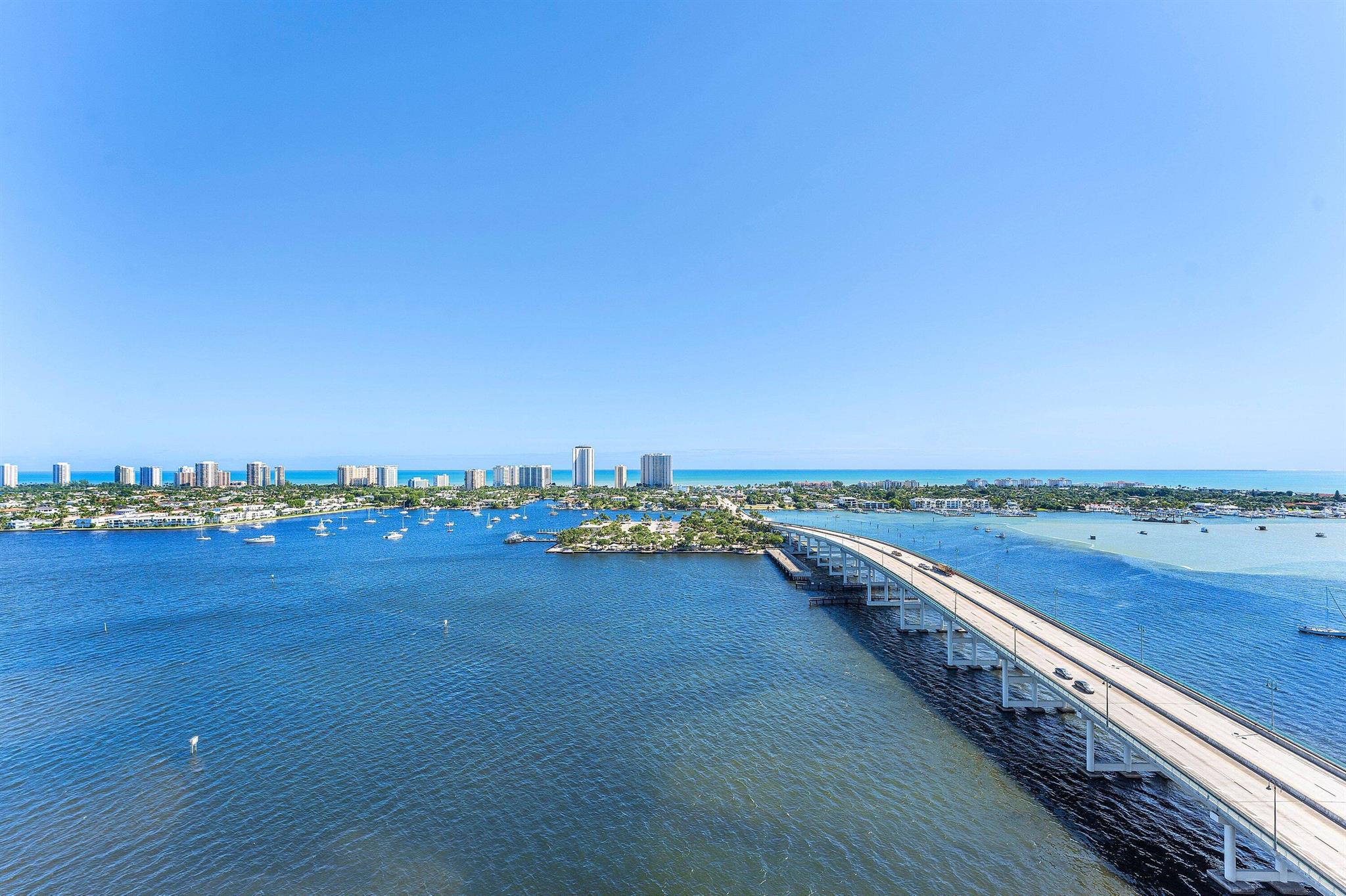 MARINA GRANDE RIVIERA BEA - Residential