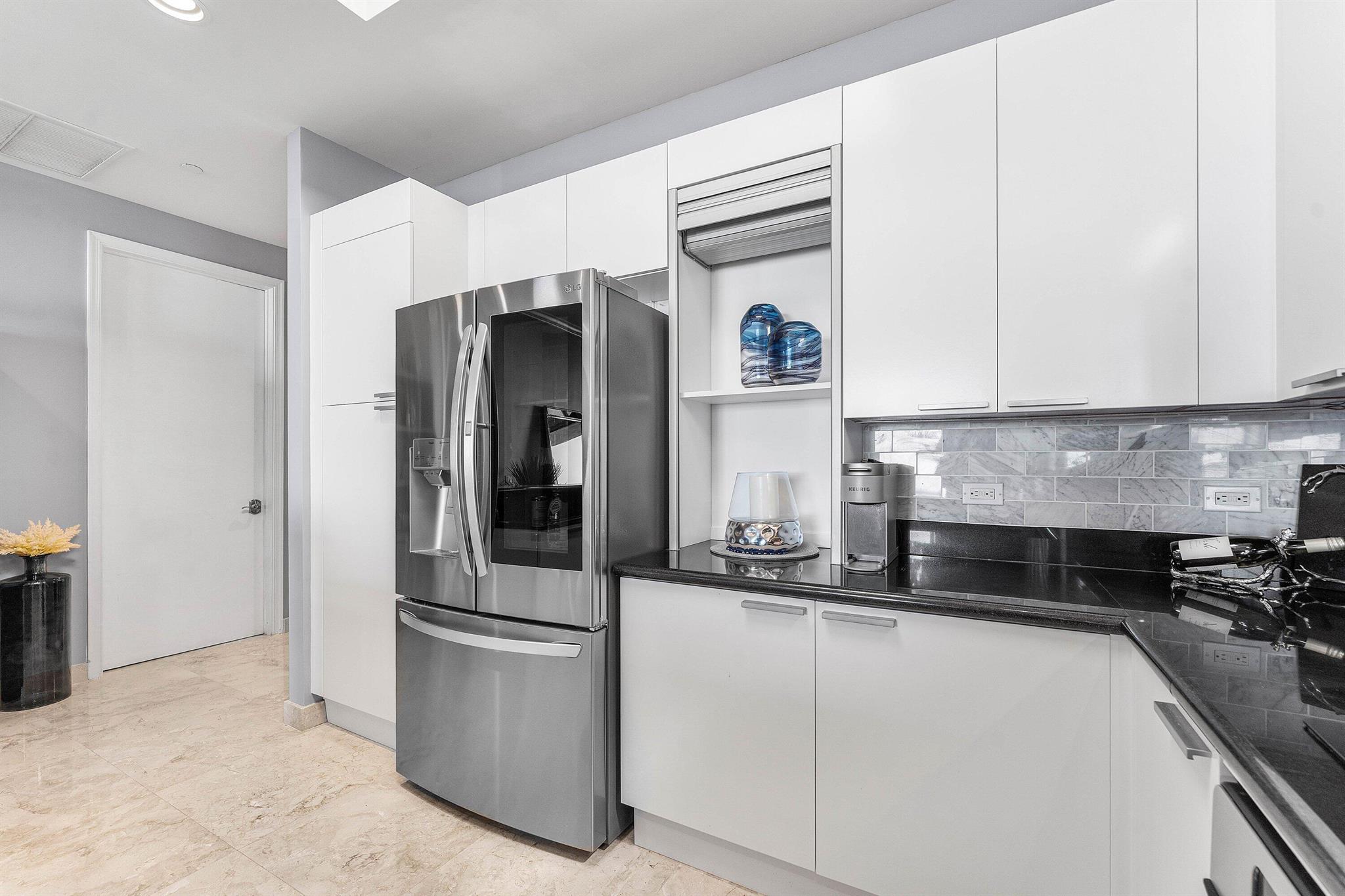 MARINA GRANDE RIVIERA BEA - Residential