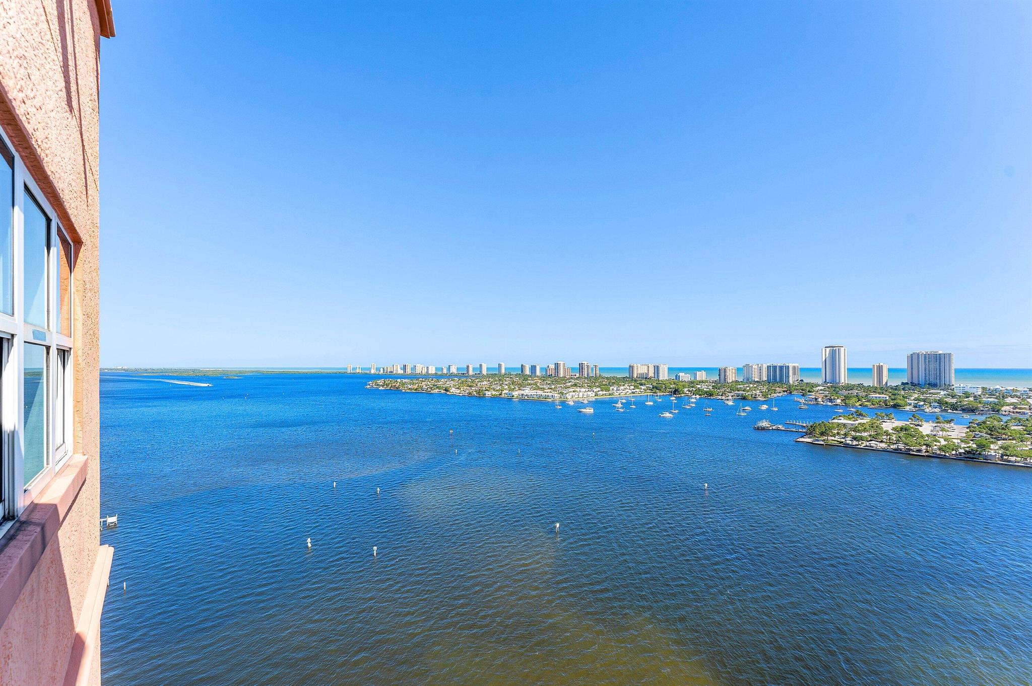 MARINA GRANDE RIVIERA BEA - Residential