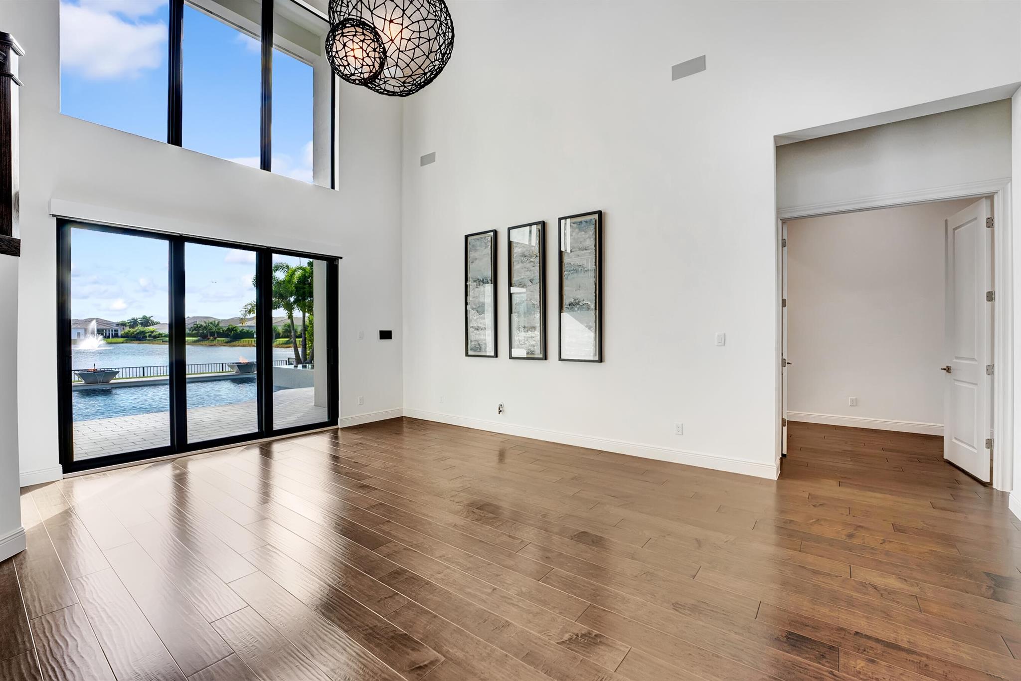 ROYAL PALM POLO - Residential