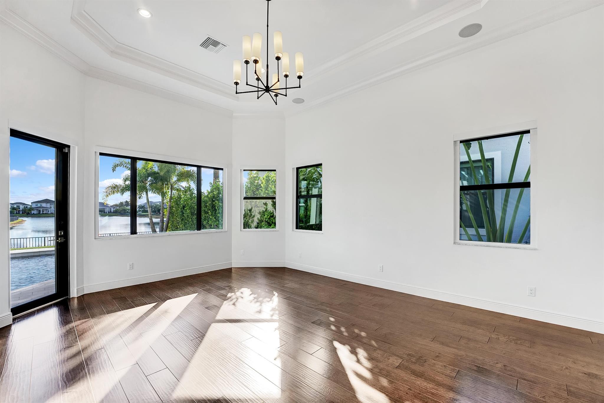 ROYAL PALM POLO - Residential