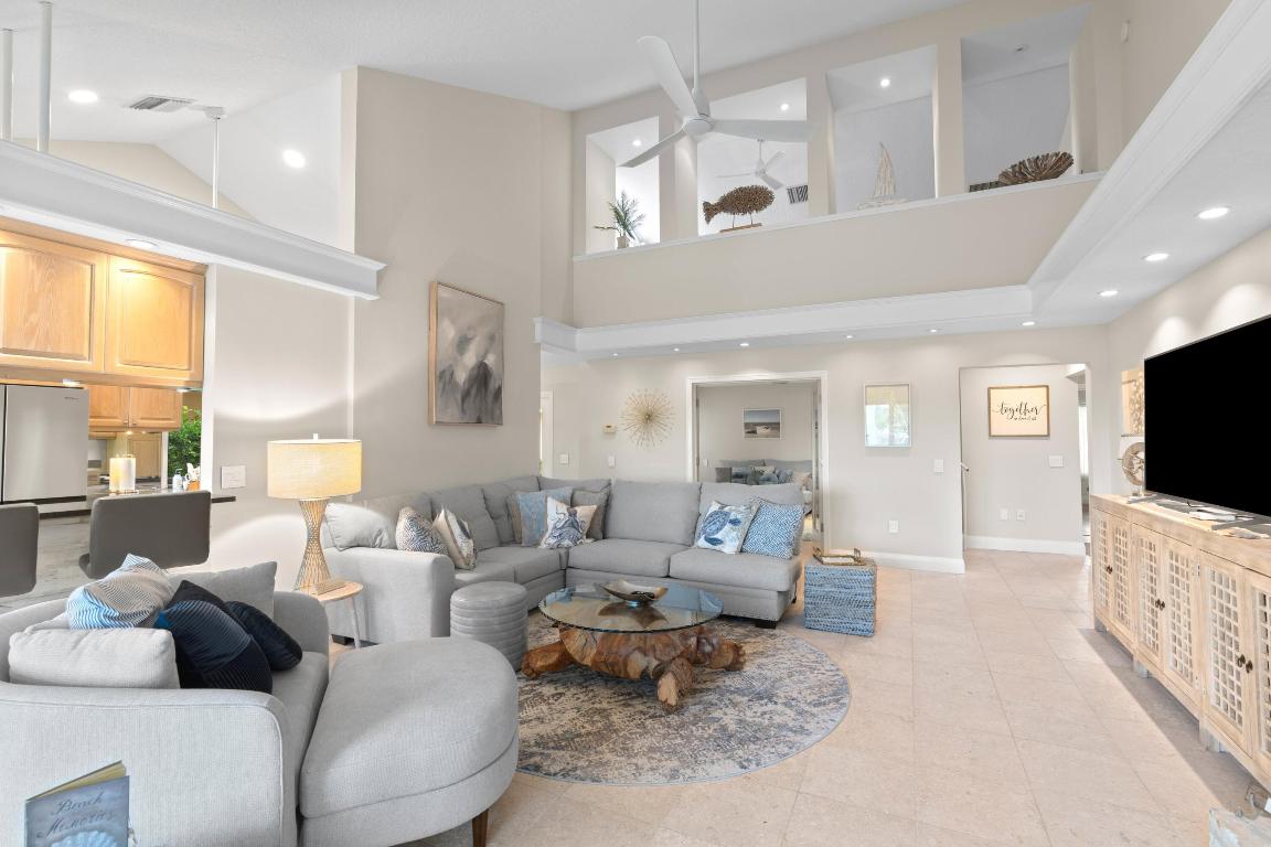 RIDGE AT THE BLUFFS - Residential Lease