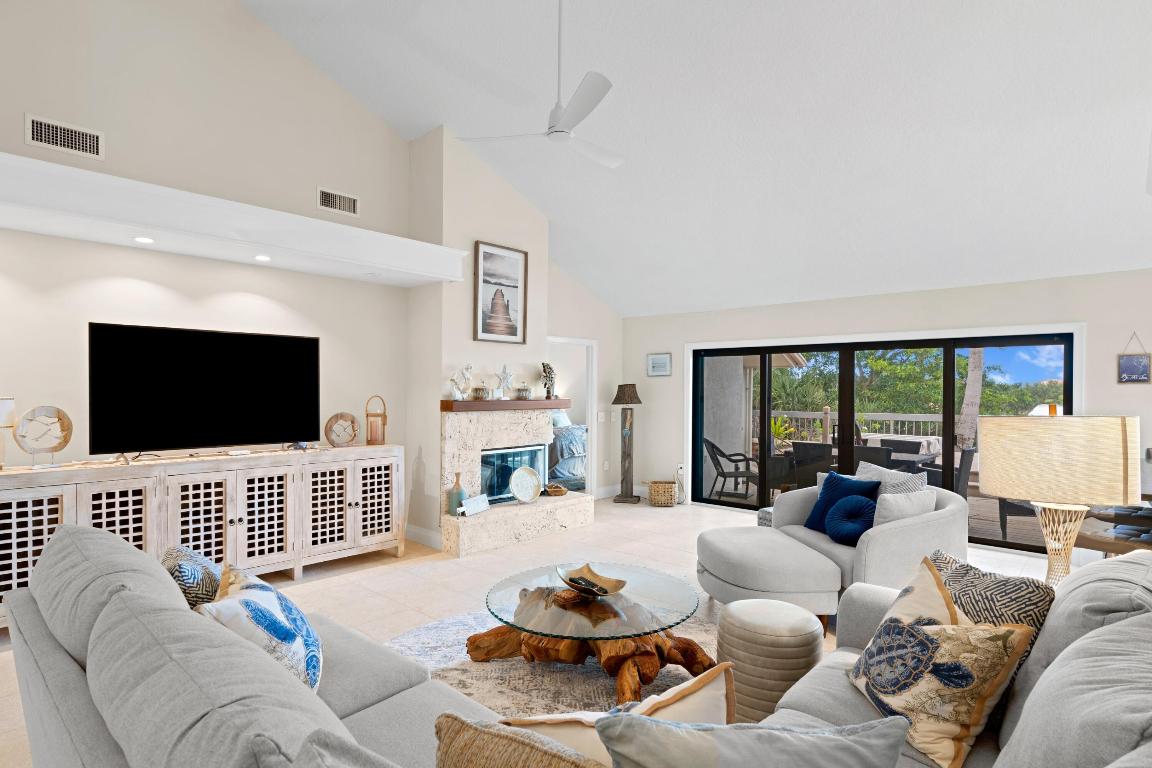 RIDGE AT THE BLUFFS - Residential Lease