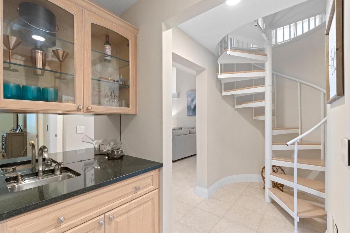 RIDGE AT THE BLUFFS - Residential Lease