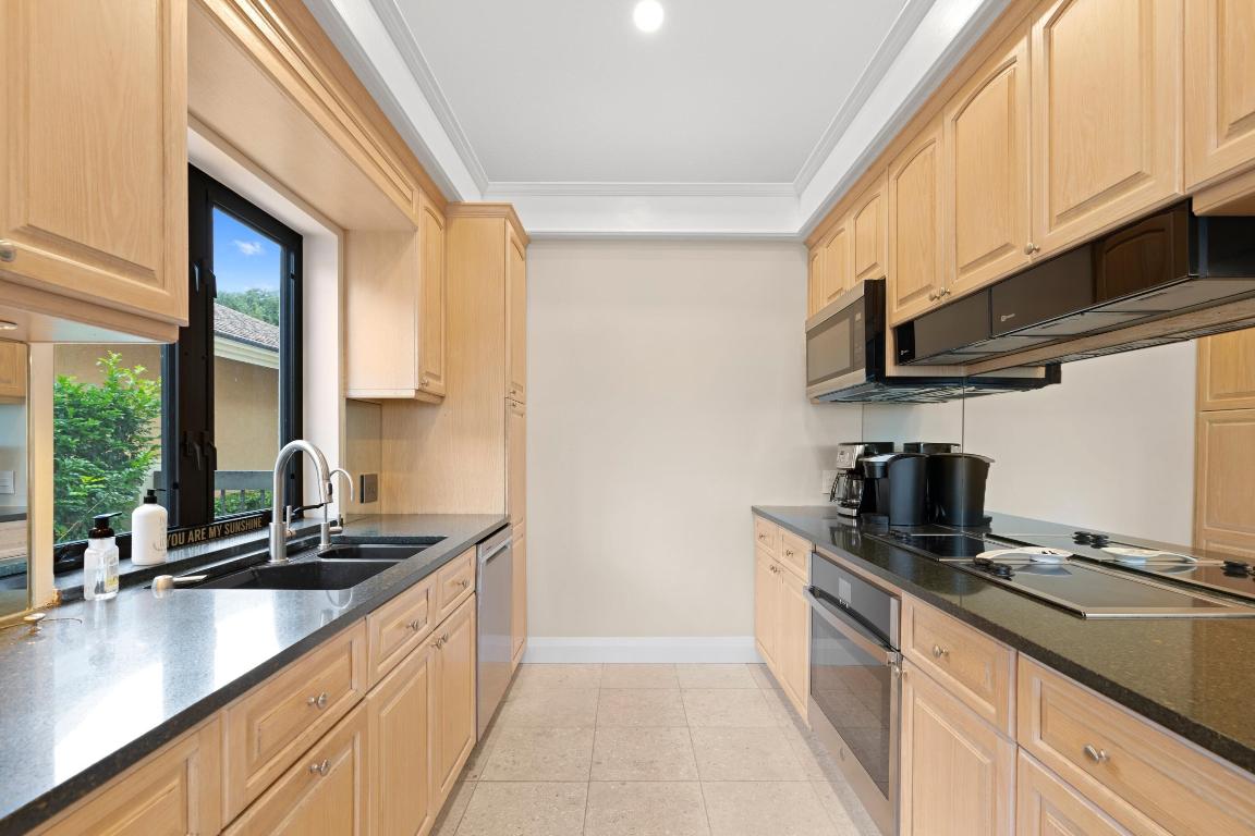 RIDGE AT THE BLUFFS - Residential Lease