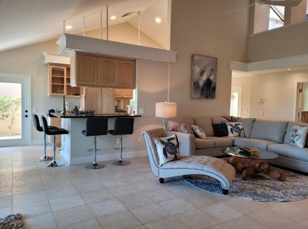 RIDGE AT THE BLUFFS - Residential Lease