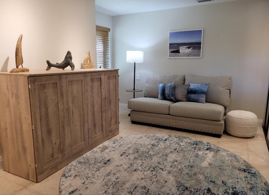 RIDGE AT THE BLUFFS - Residential Lease