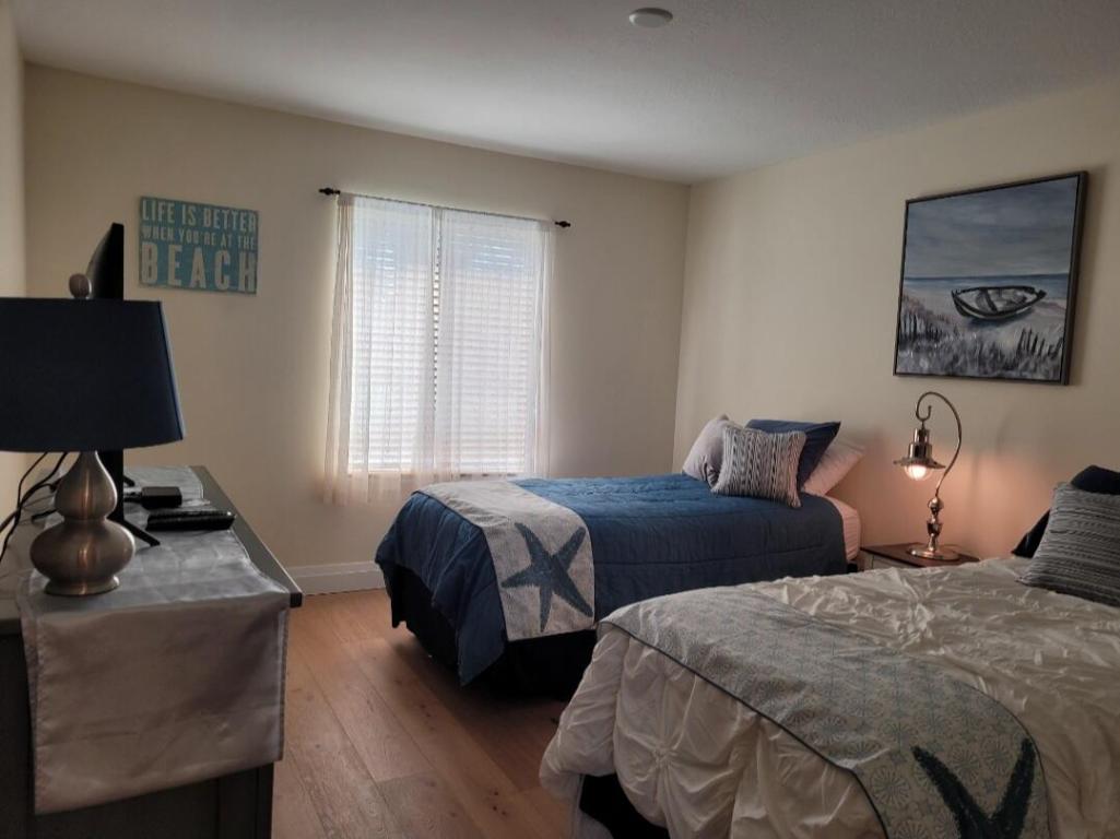 RIDGE AT THE BLUFFS - Residential Lease