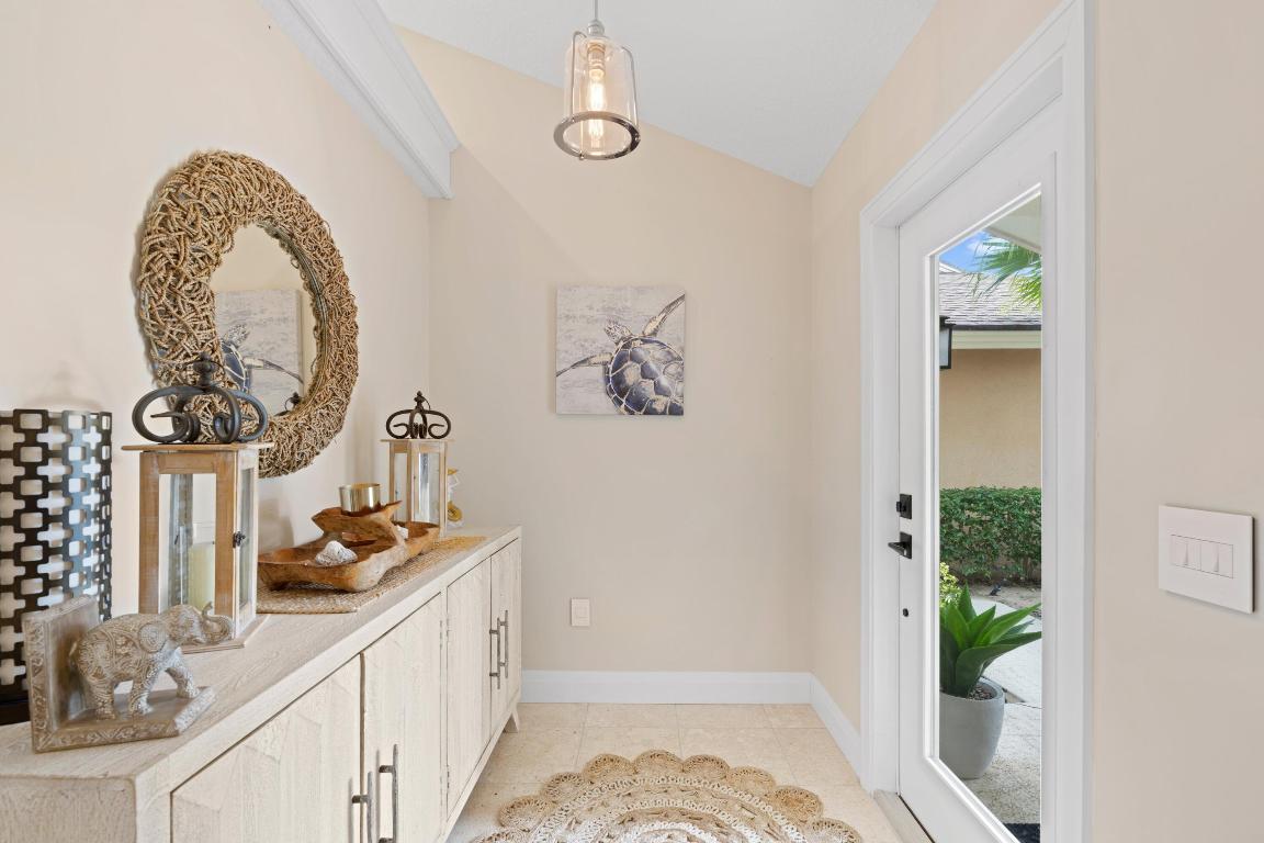 RIDGE AT THE BLUFFS - Residential Lease