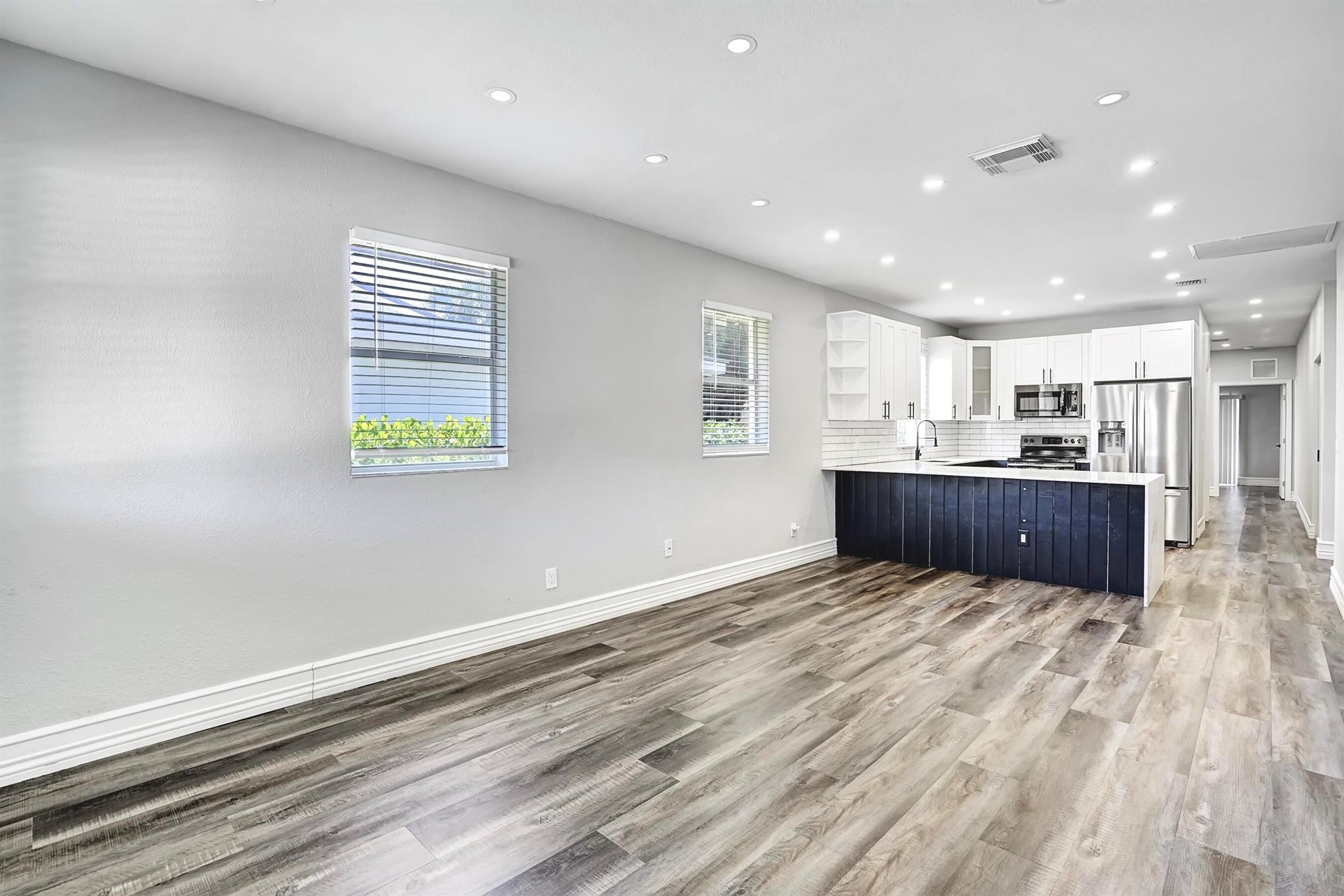 724 SW 9th Street