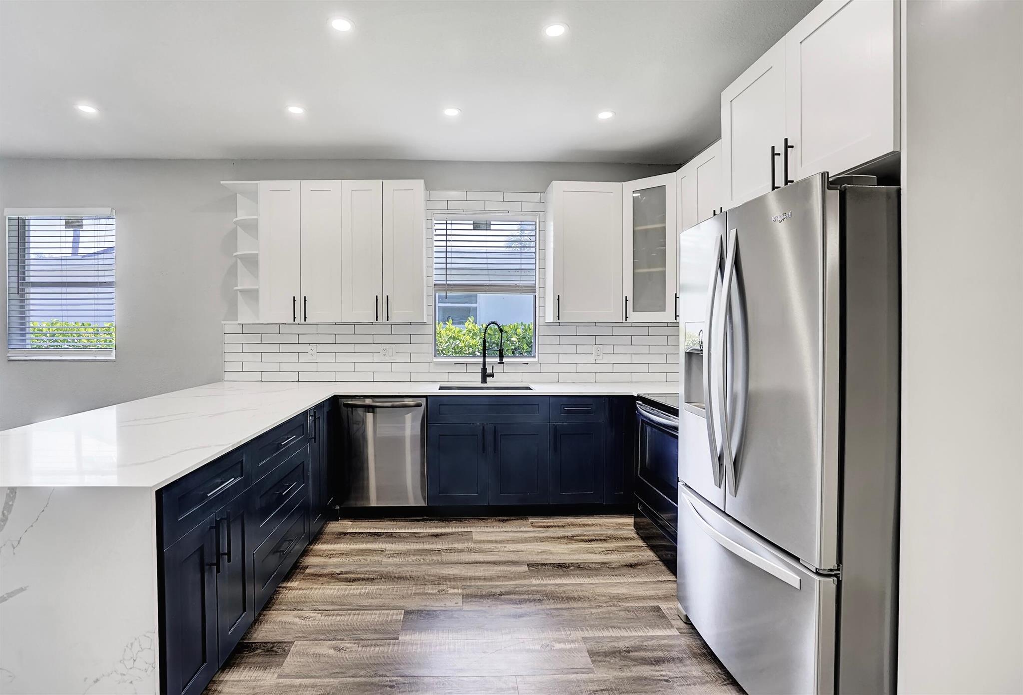 724 SW 9th Street