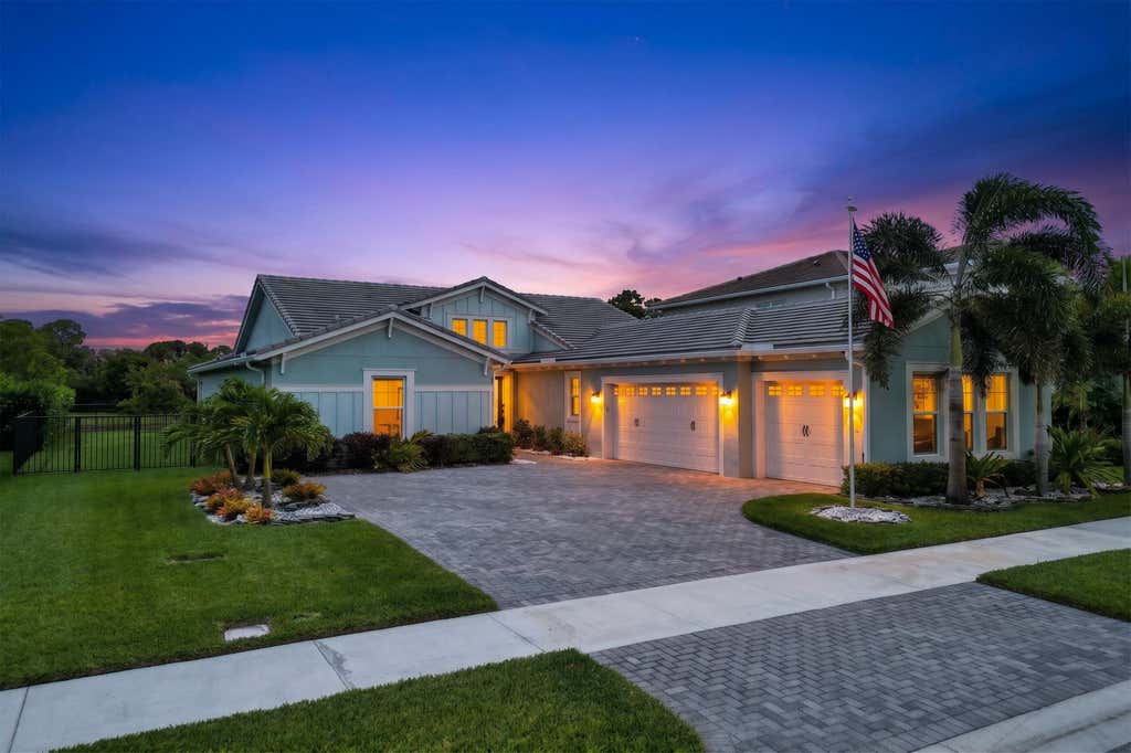 Photo of 15822 Orchard Drive, Westlake, FL 33470 (MLS # B26036078)