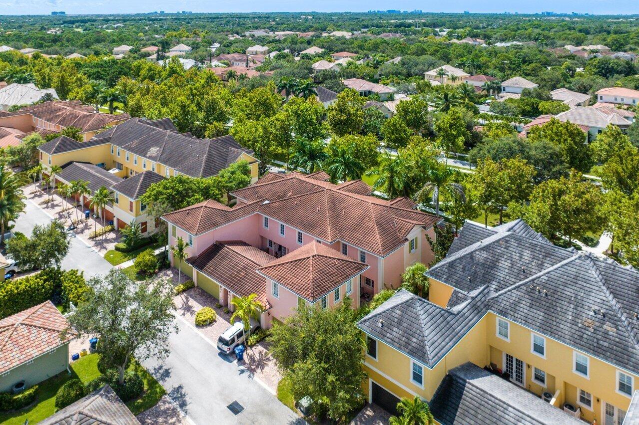 CANTERBURY PLACE - Residential Lease