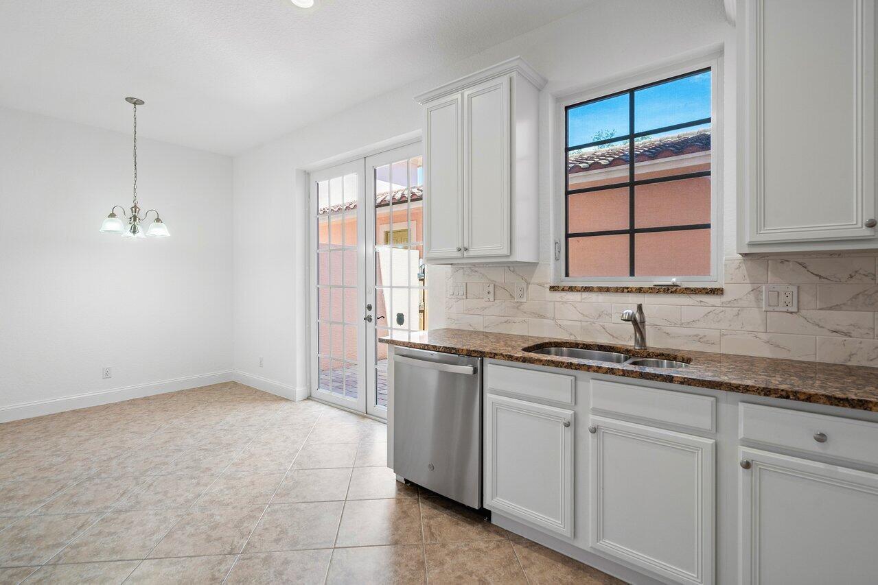 CANTERBURY PLACE - Residential Lease