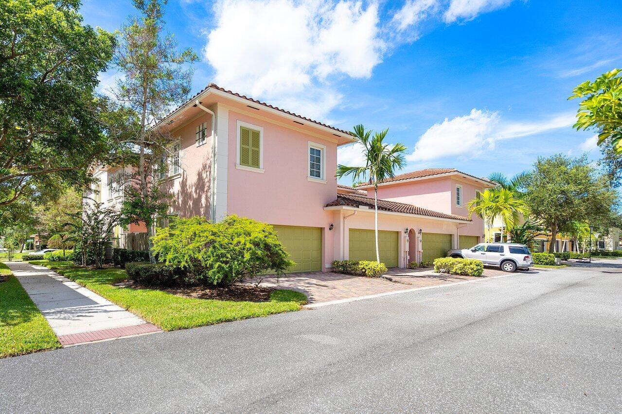 CANTERBURY PLACE - Residential Lease