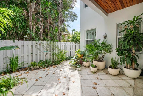Tiny photo for 1107 NE 2ND Street, Fort Lauderdale, FL 33301 (MLS # B26087604)