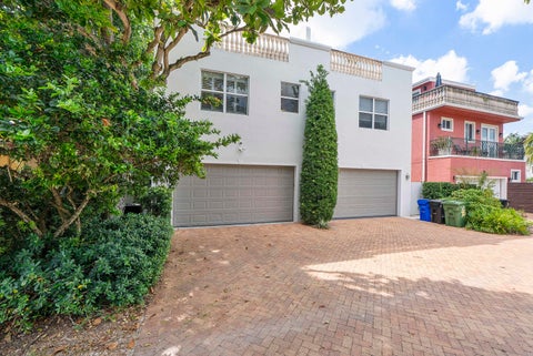 Tiny photo for 1107 NE 2ND Street, Fort Lauderdale, FL 33301 (MLS # B26087604)