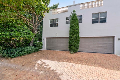 Tiny photo for 1107 NE 2ND Street, Fort Lauderdale, FL 33301 (MLS # B26087604)