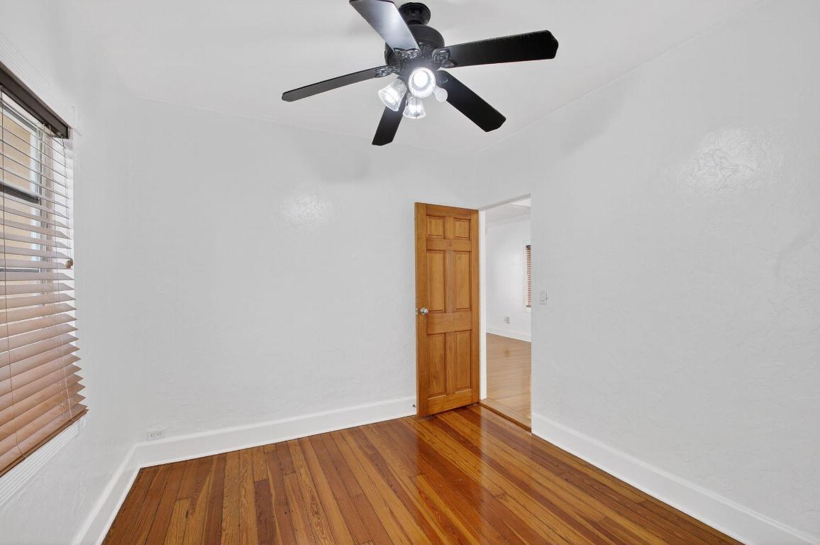 LAKE WORTH TOWN OF - Residential