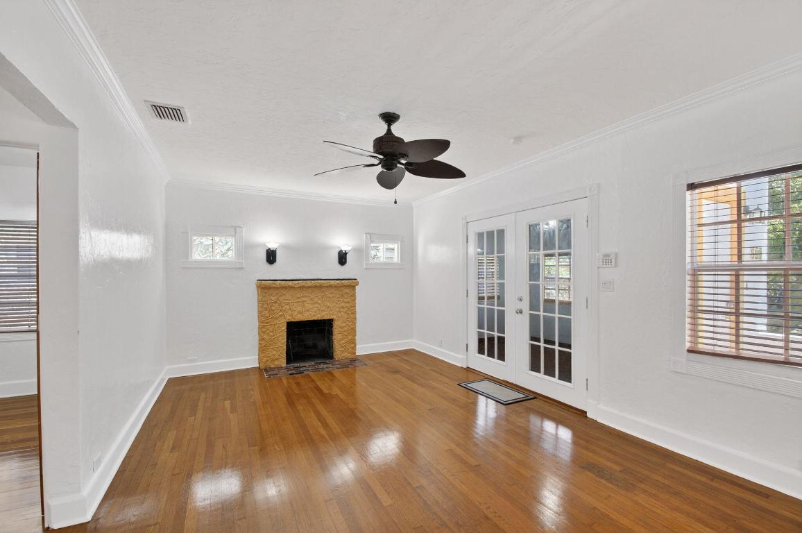 LAKE WORTH TOWN OF - Residential