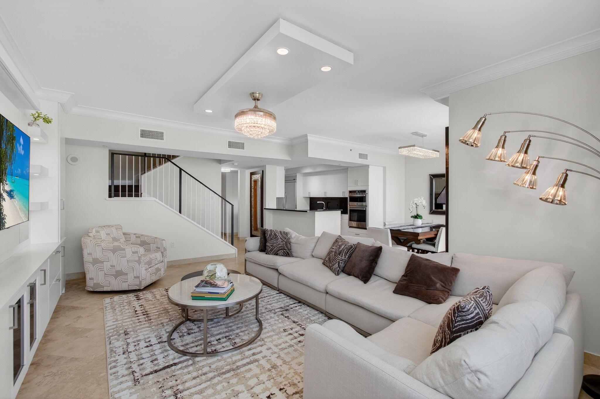 99 SE Mizner Boulevard Ph 9