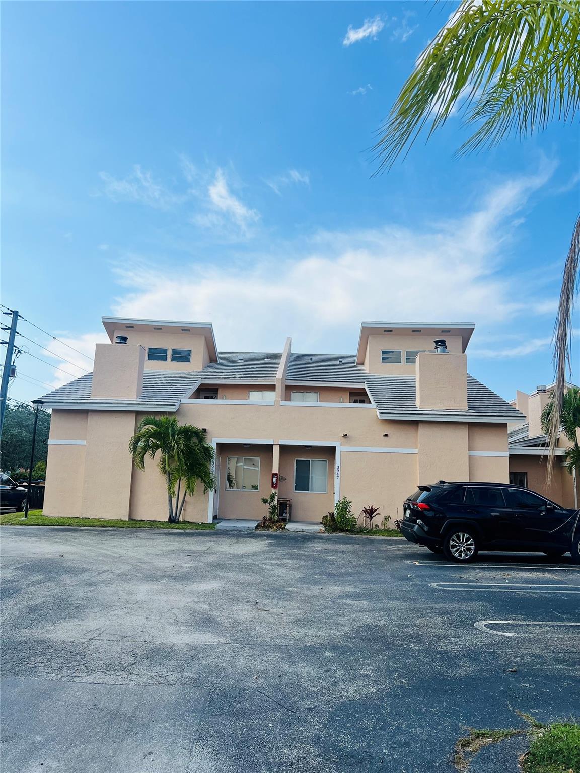 The Haylofs of Coral Springs it’s a unique property, this corner loft style model home features 2 bedrooms and 2 baths, convient 1 bedroom and full bathroom downstairs and master bedroom, full masterbath, walking closet and the entrance to the open balcony/exterior terrace entrance from the second floor. Upgraded from botton to top, new modern kitchen, bathrooms, flooring, and inviting and open living & dining room areas completed with your own real fire place! This units comes with it’s own exterior storage unit, pets are welcome with restrictions & rentals are allowed! Maintanance included water, sewer, all exterior insurance, roof & common areas, community pool, unit also comes with 2 assigned parking spots, all ages welcome community Can be rented rightaway!!!