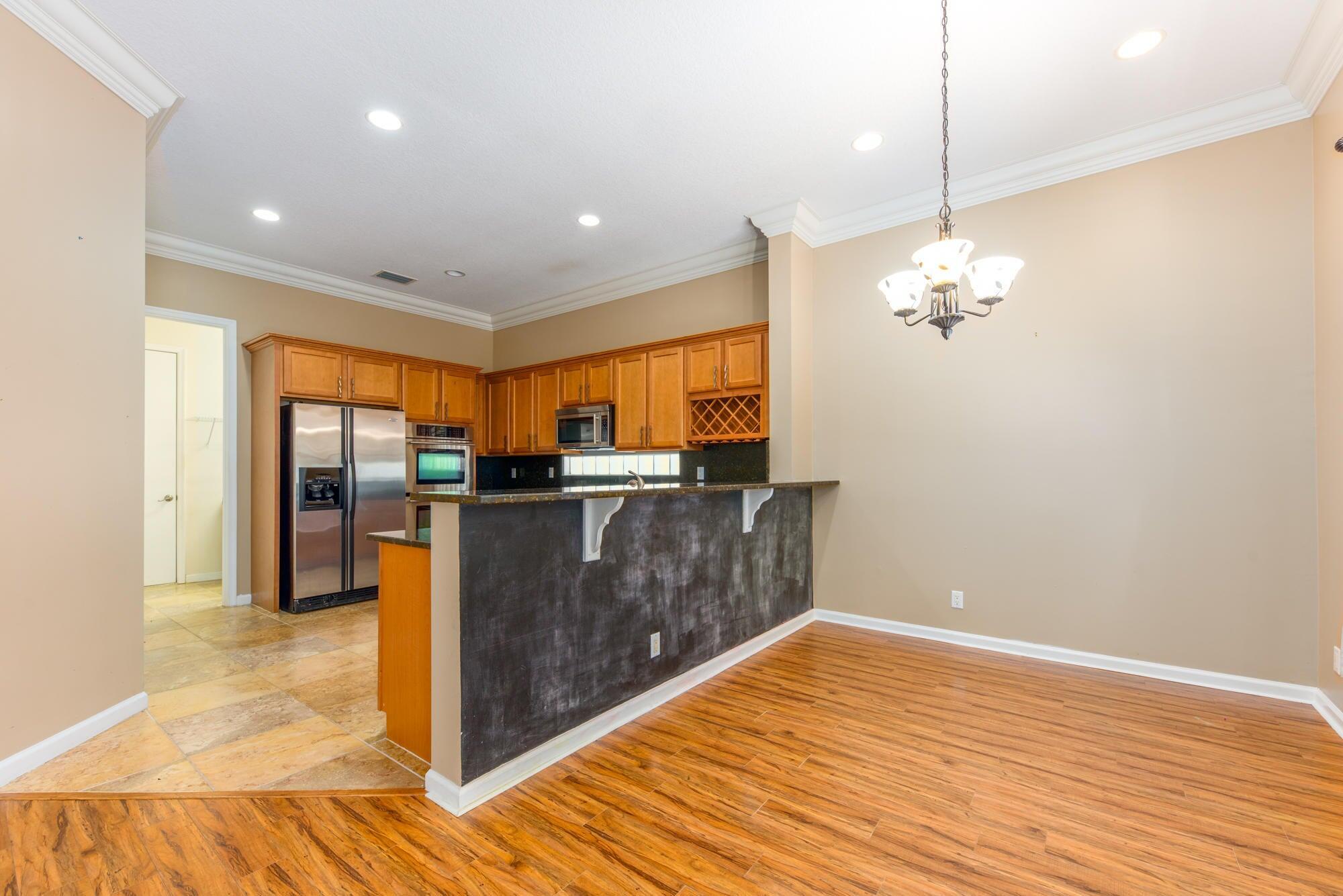 PALMYRA ESTATES - Residential Lease