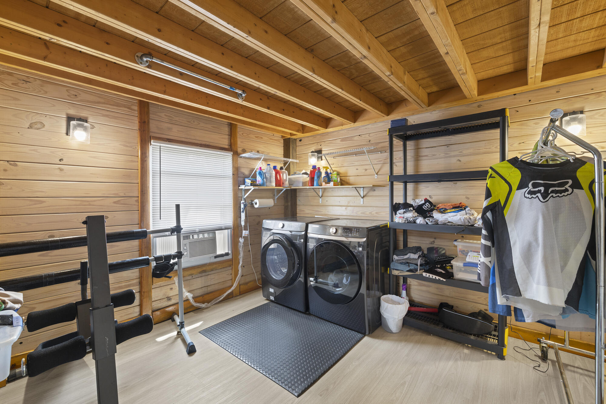 LOXAHATCHEE GROVES - Residential Lease