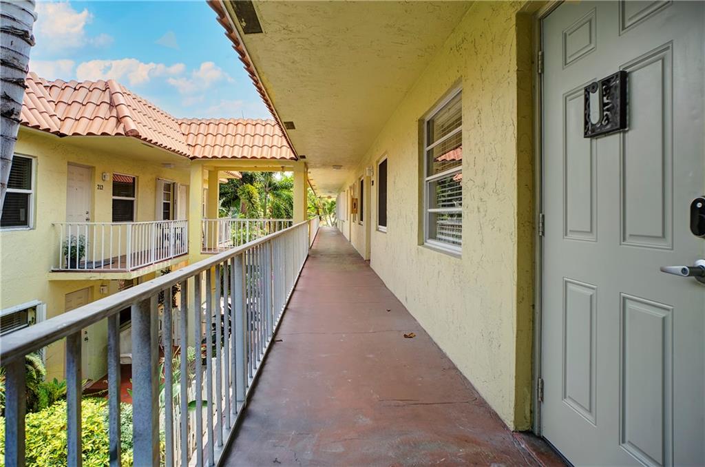 Tudor Manor - Residential
