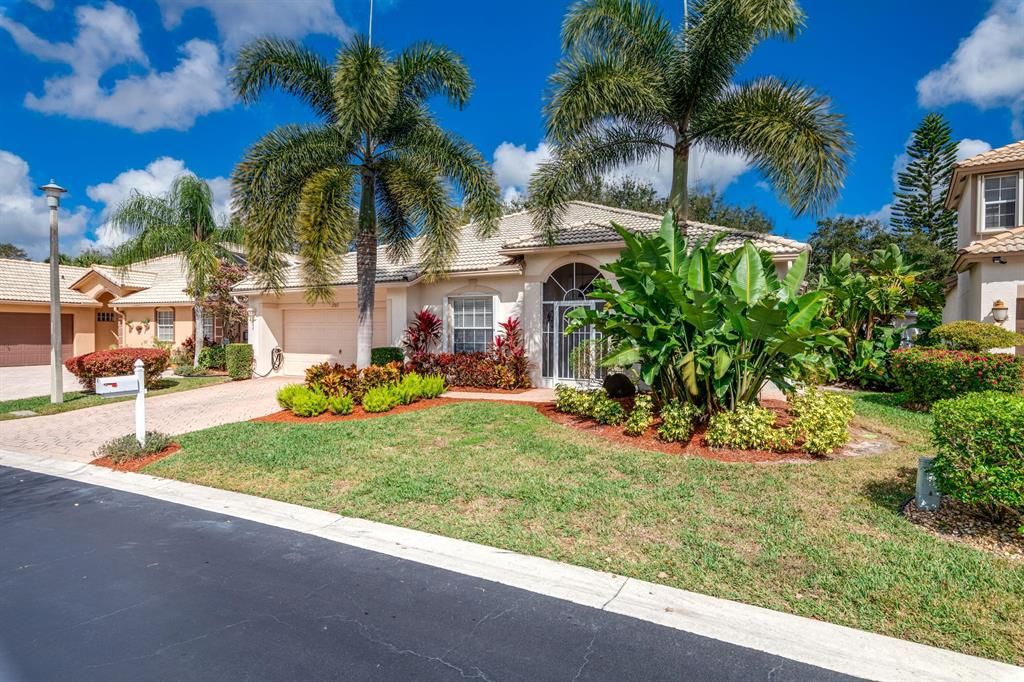 Photo of 2767 Pointe Circle Cir, Green Acres, FL 33413 (MLS # R10694817)