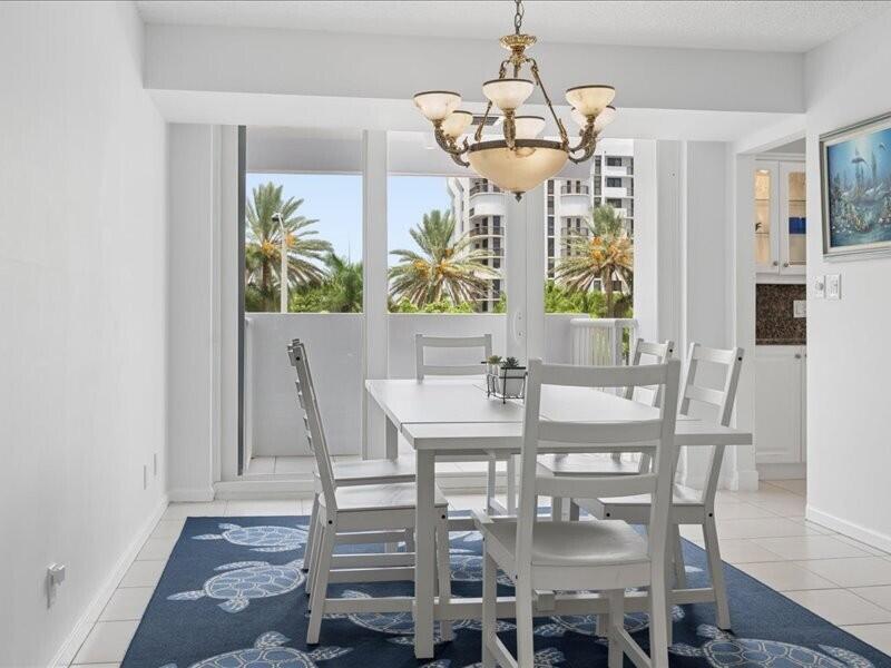1370 S OCEAN Boulevard 305