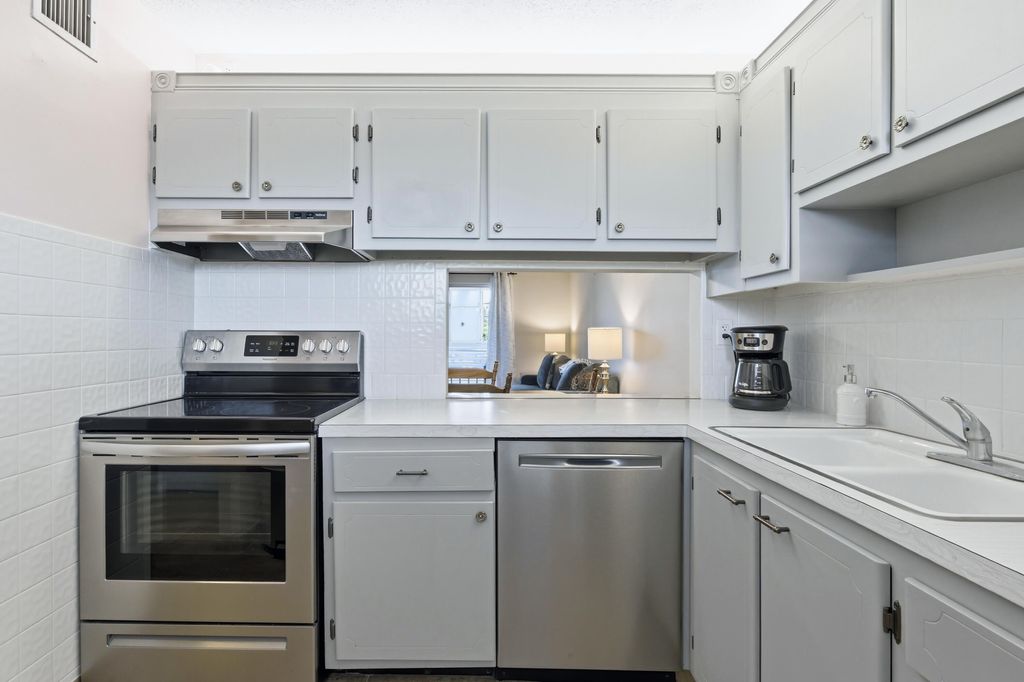 Photo of 2534 Garden Drive S #203, Lake Worth, FL 33461 (MLS # B26032049)