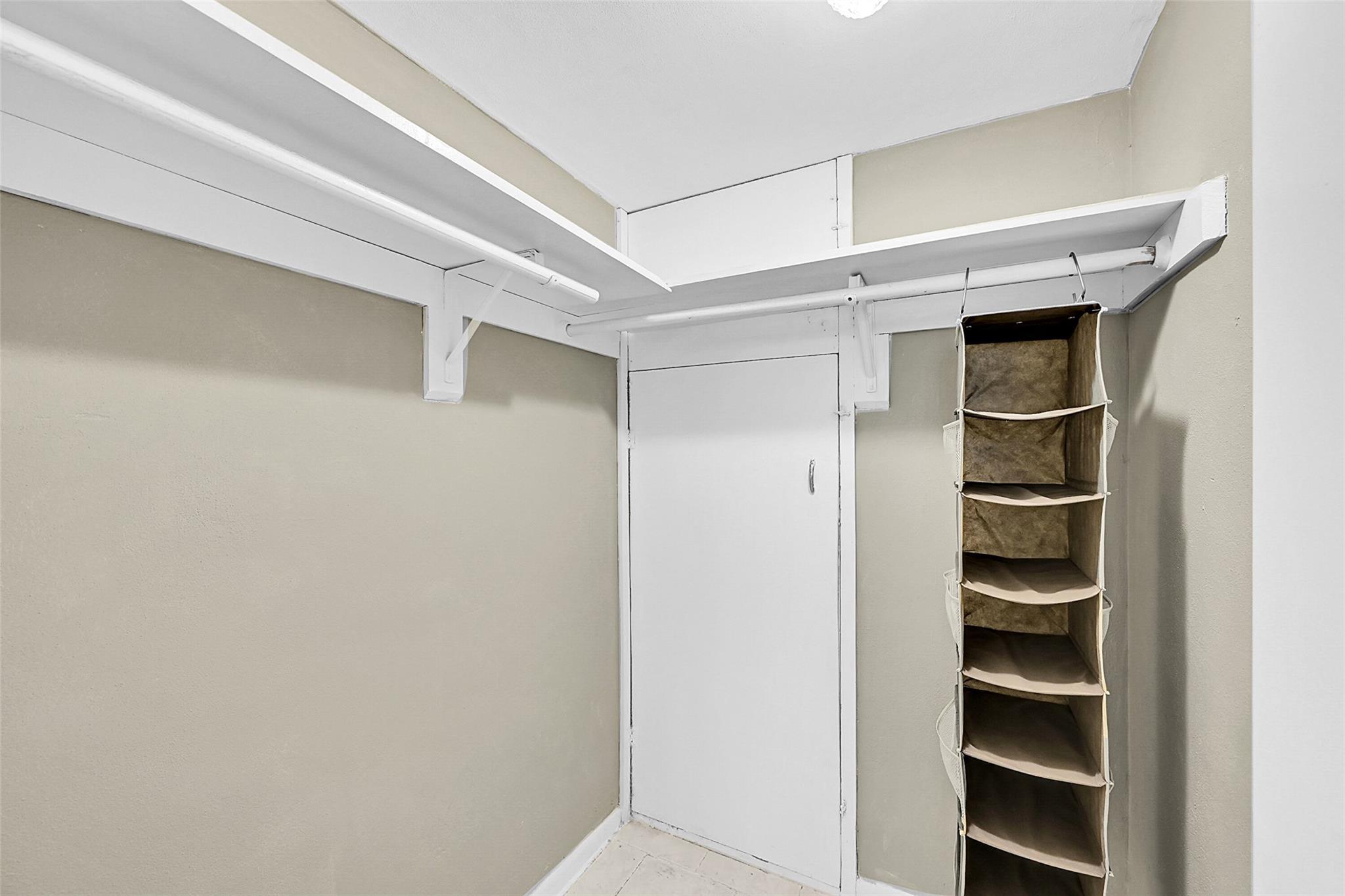 Leisureville - Residential