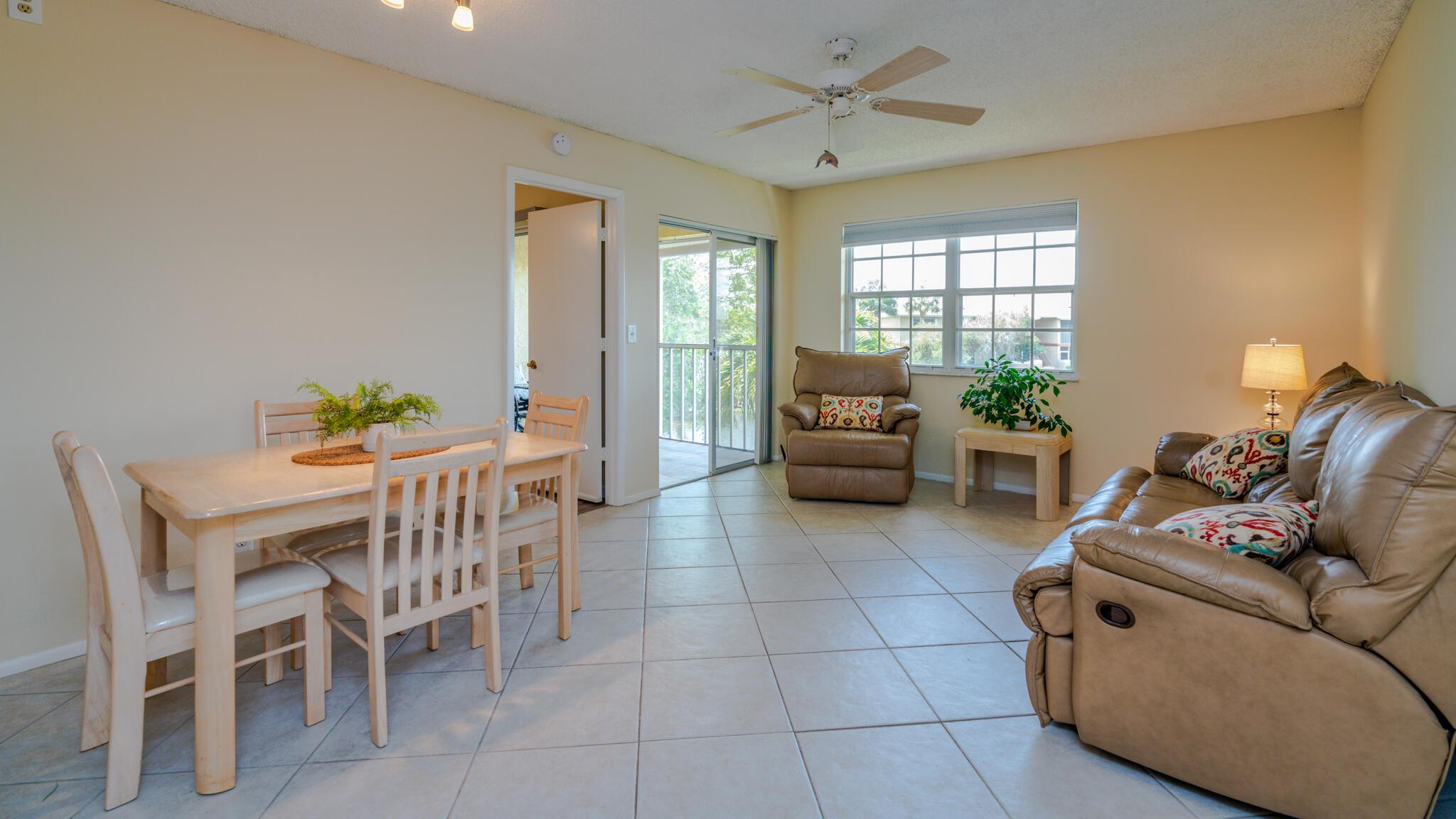 1563 SE Royal Green Circle B-204