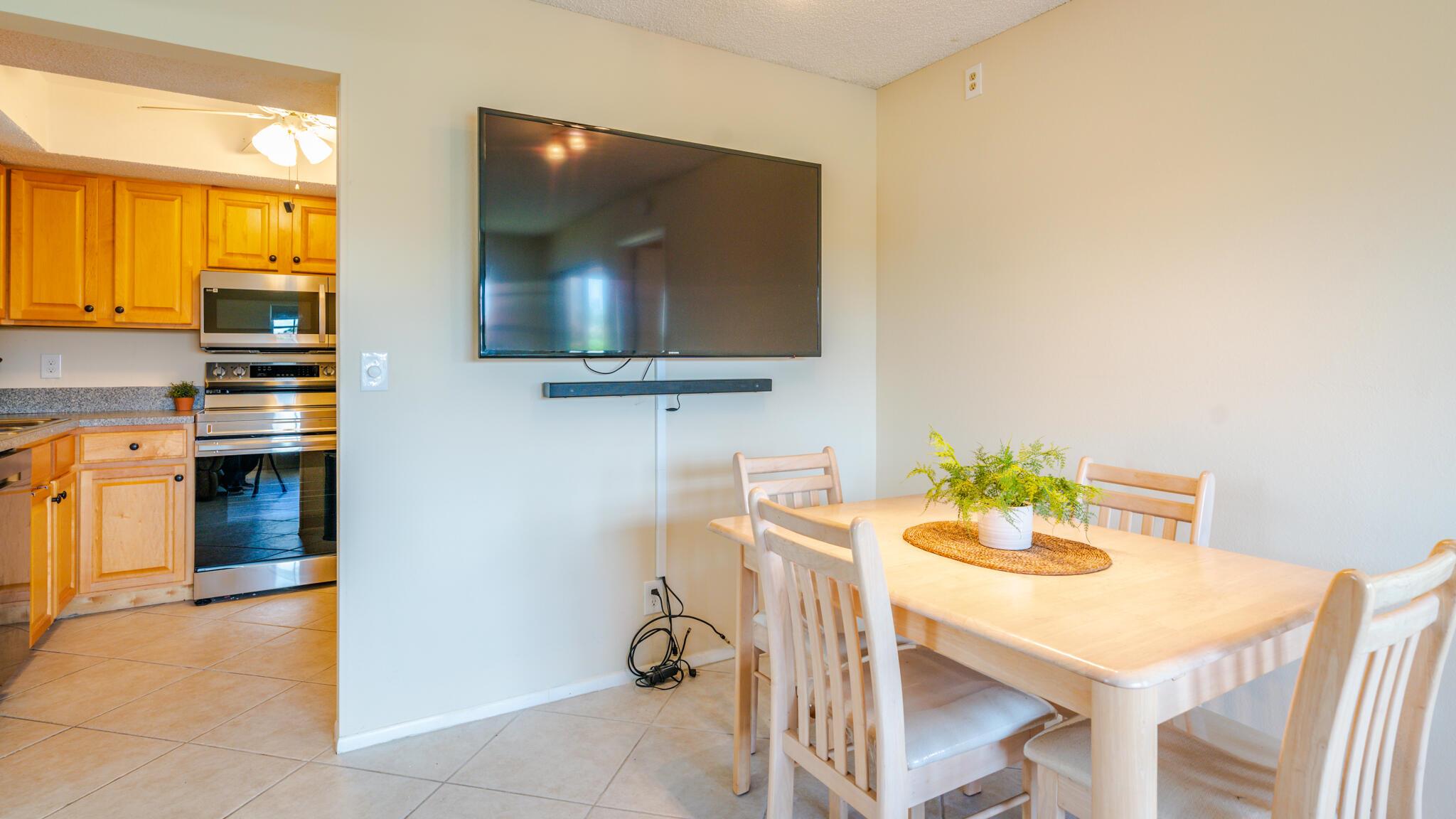 1563 SE Royal Green Circle B-204
