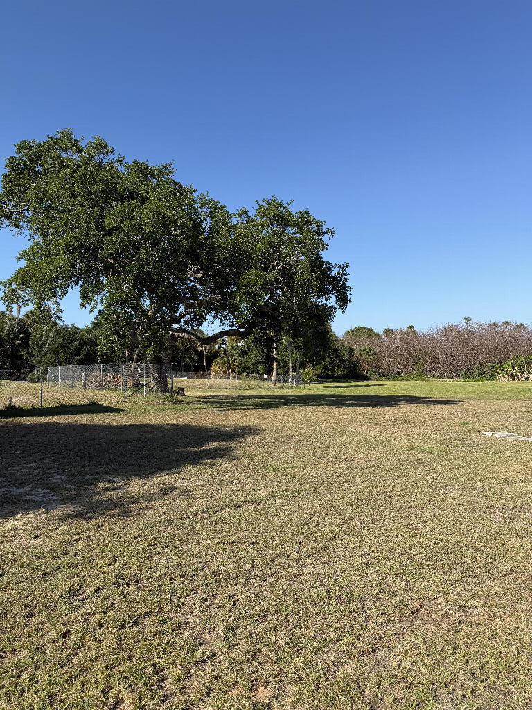 RESUBDIVISION OF 9/10-37-41 - Residential