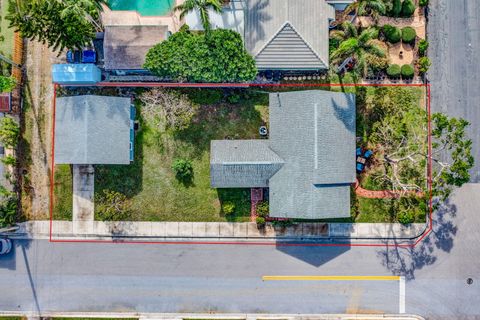 A home in Lake Worth Beach