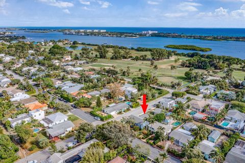 A home in Lake Worth Beach