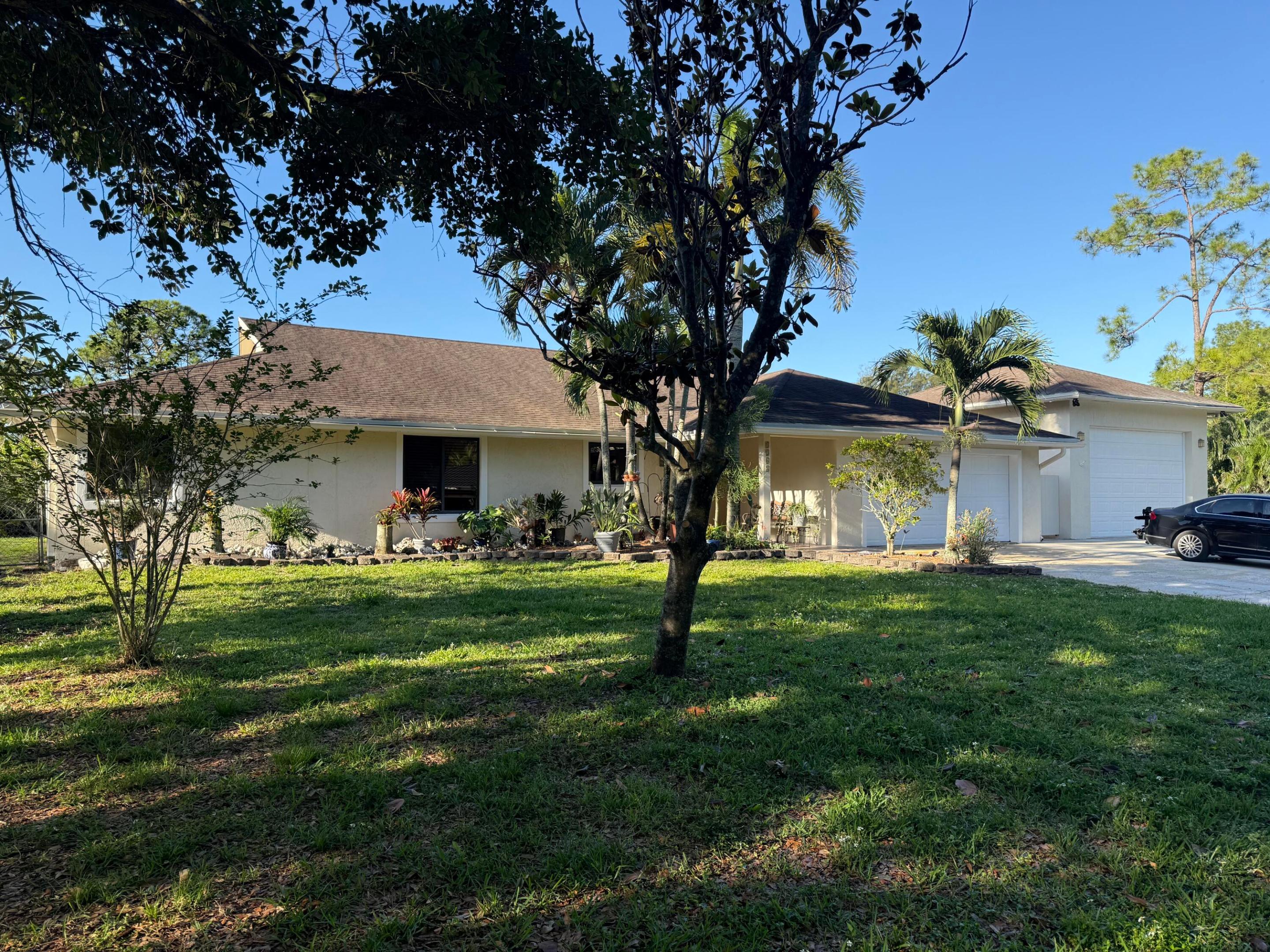 PALM BEACH RANCHETTES - Residential