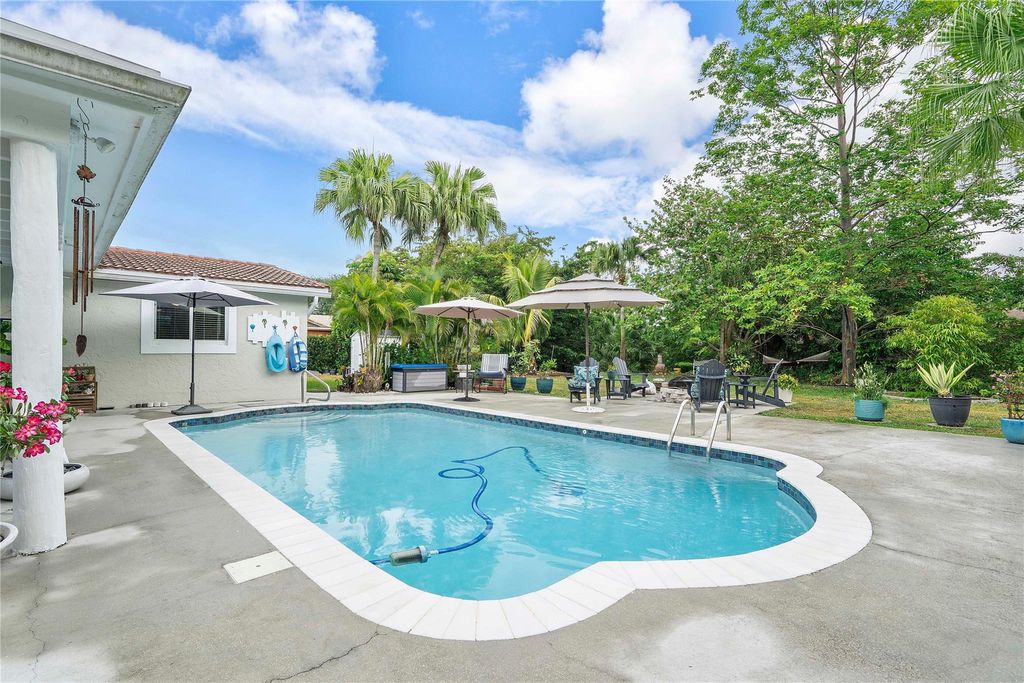 Photo of 4209 NW 75th Avenue, Coral Springs, FL 33065 (MLS # F10502246)